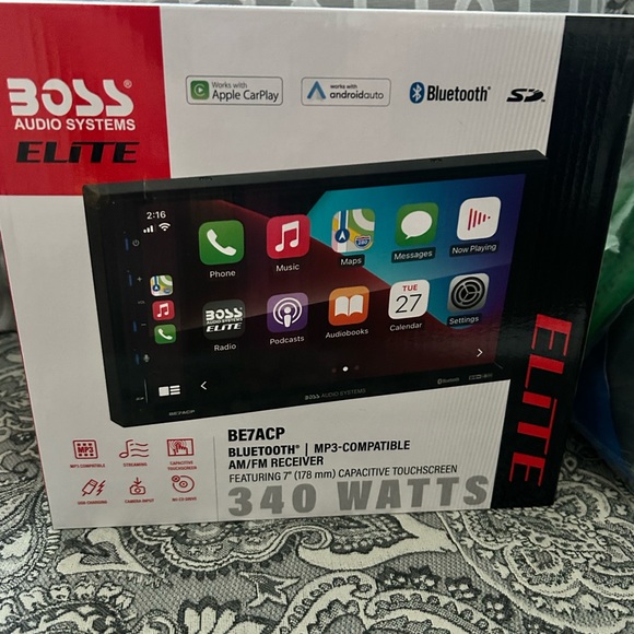 Apple CarPlay Car Stereo - Picture 9 of 10